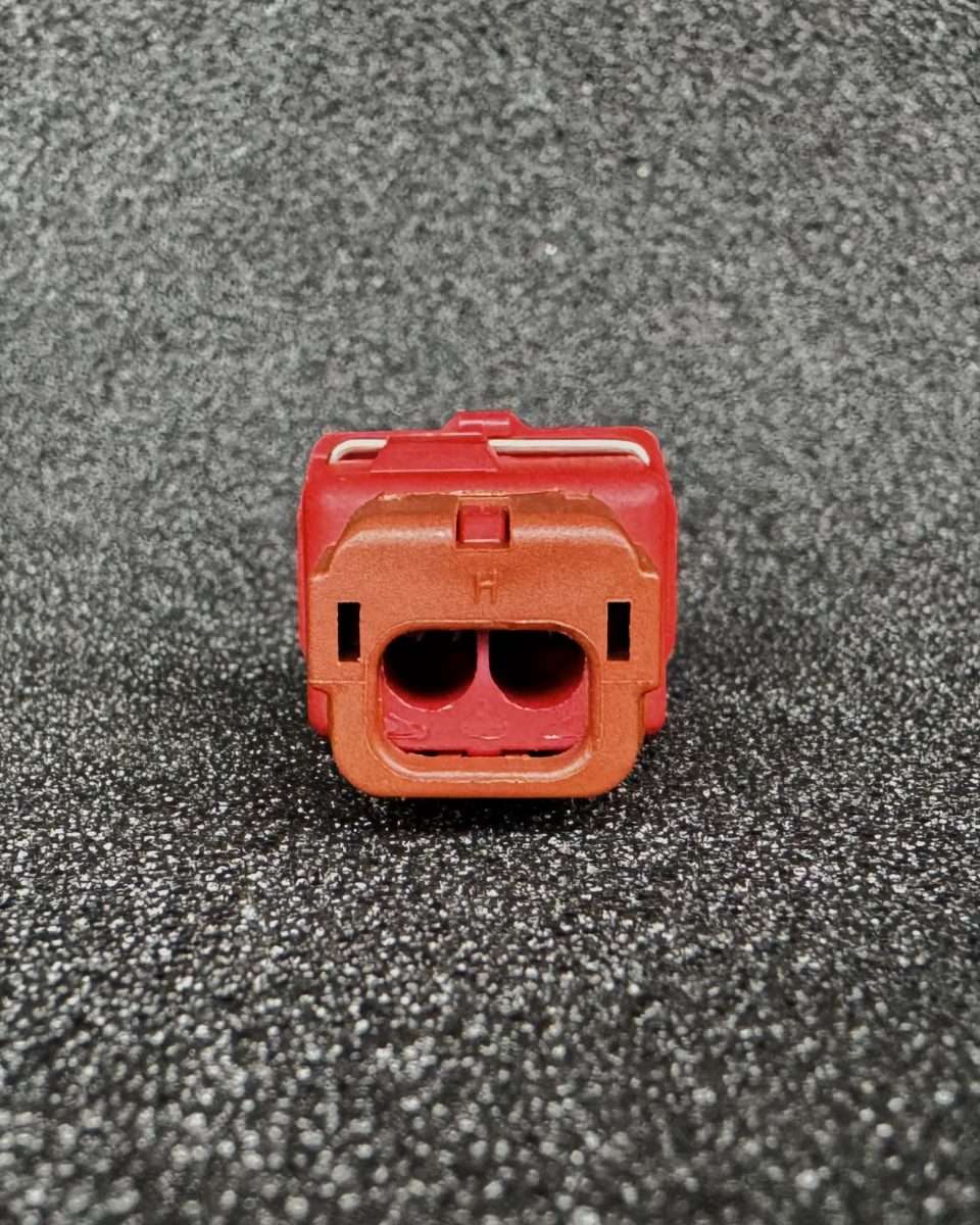 Nissan Coolant Temp Sensor Connector (Early)