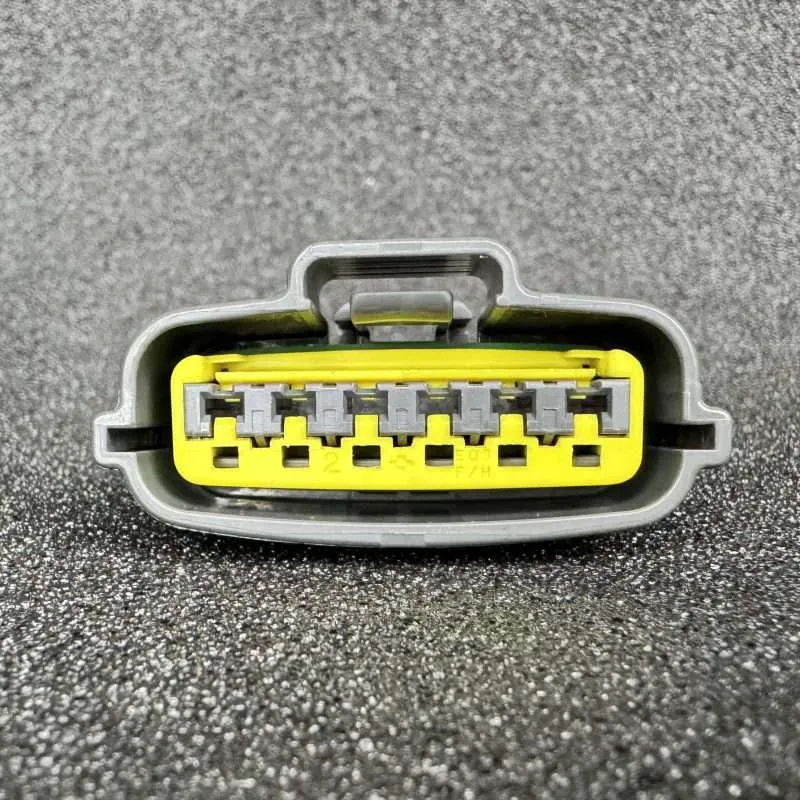 Nissan 6 pin Igniter