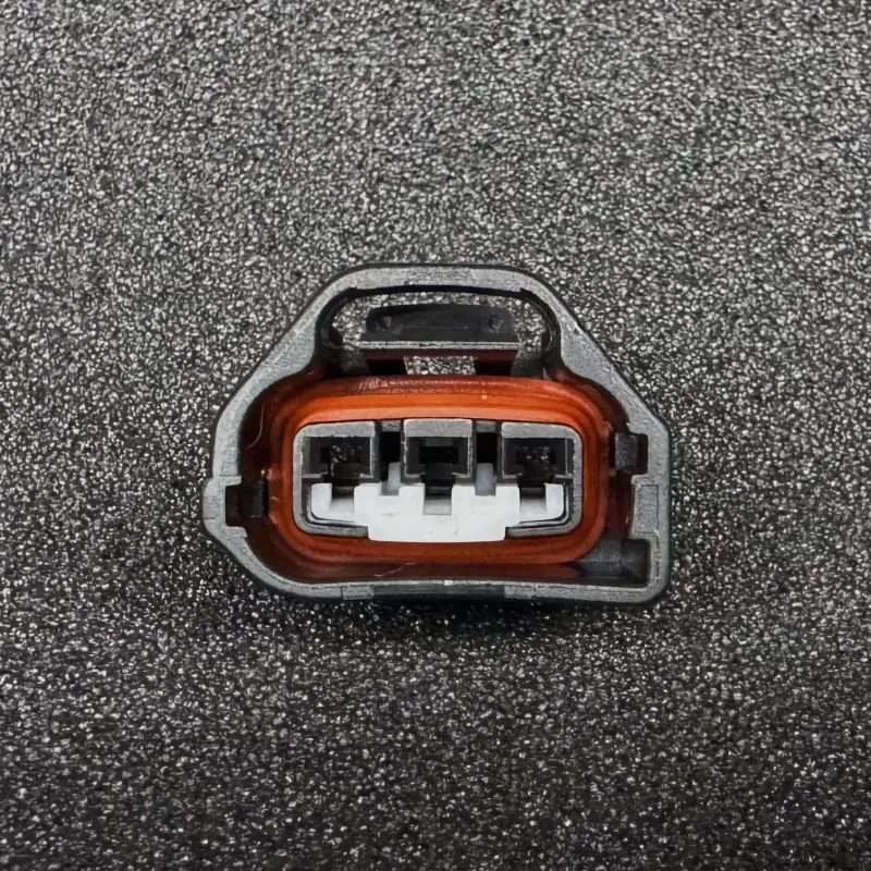Toyota TPS Plug
