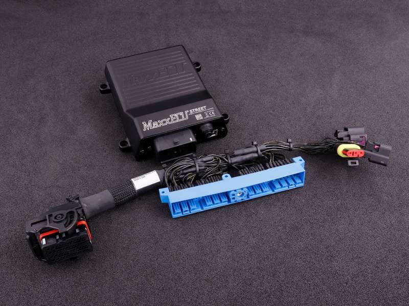 Alternative view of Nissan R32 R33 Skyline MaxxECU Street Extra