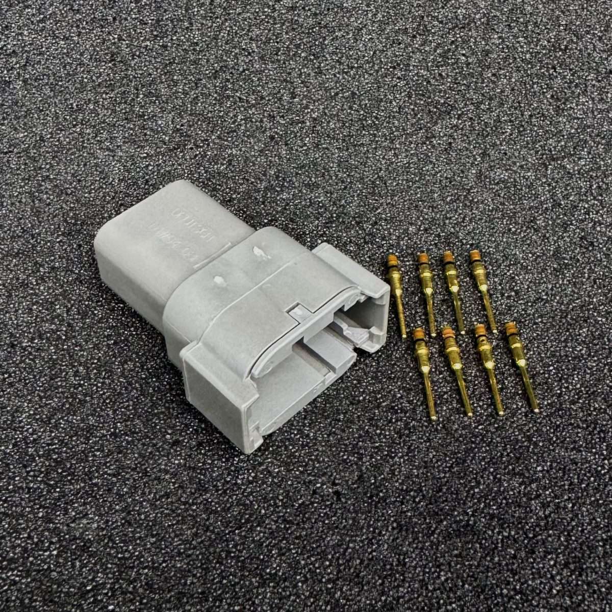 Deutsch DTM8 FEMALE - Plug