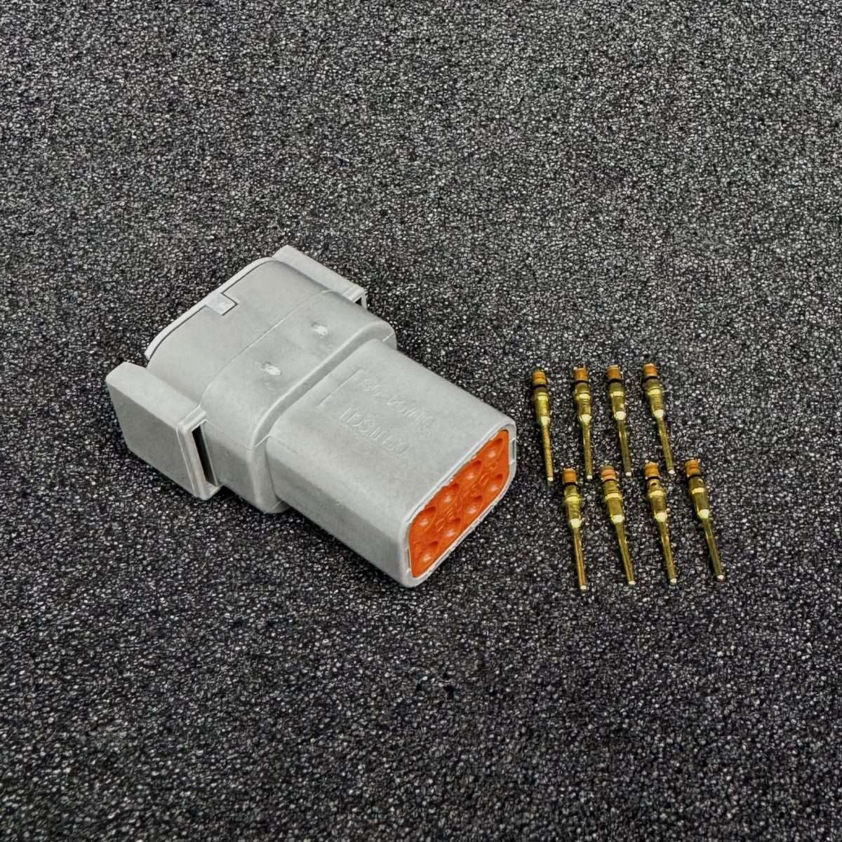 Deutsch DTM8 FEMALE - Plug