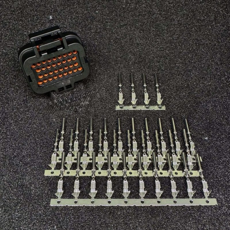 AMP 34-Way Female Superseal 1.0 Connector Kit