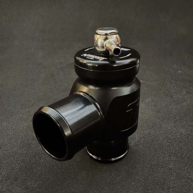 Kompact Plumb Back